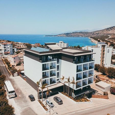 Monun Hotel Ksamil Eksteriør billede