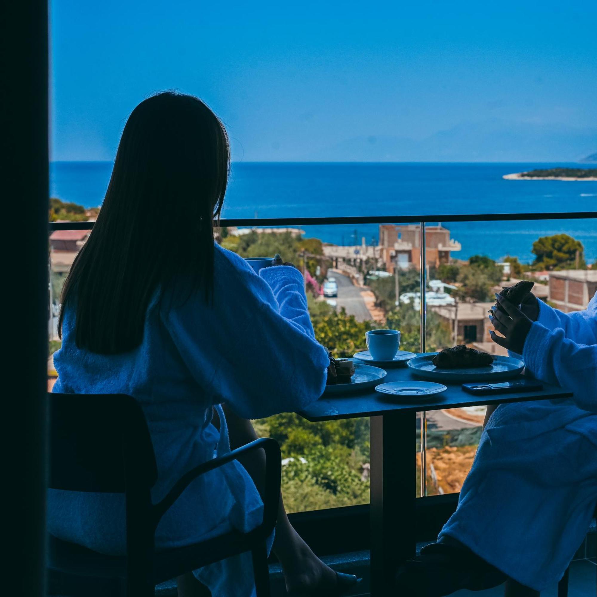 Monun Hotel Ksamil Eksteriør billede