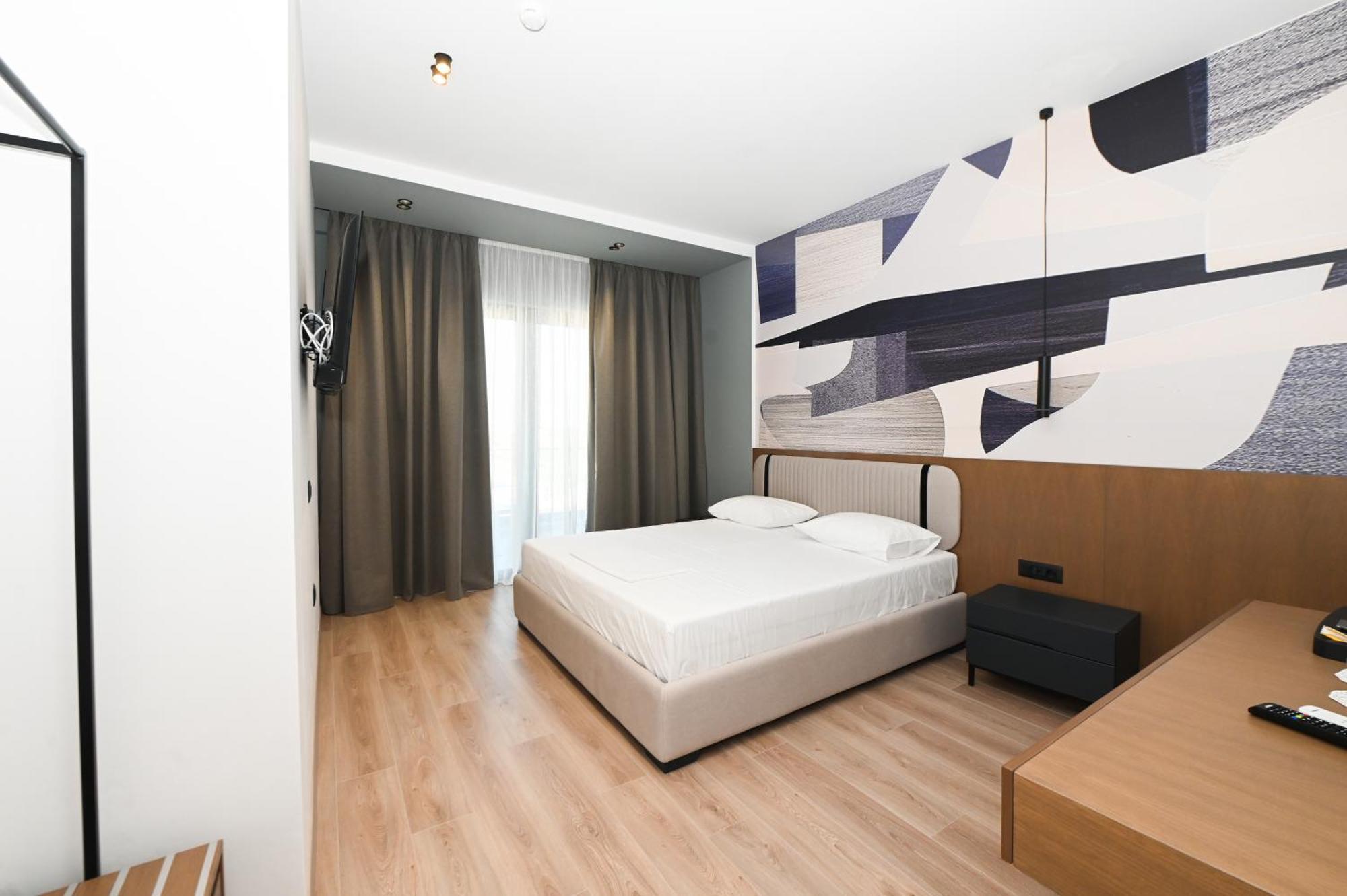 Monun Hotel Ksamil Eksteriør billede